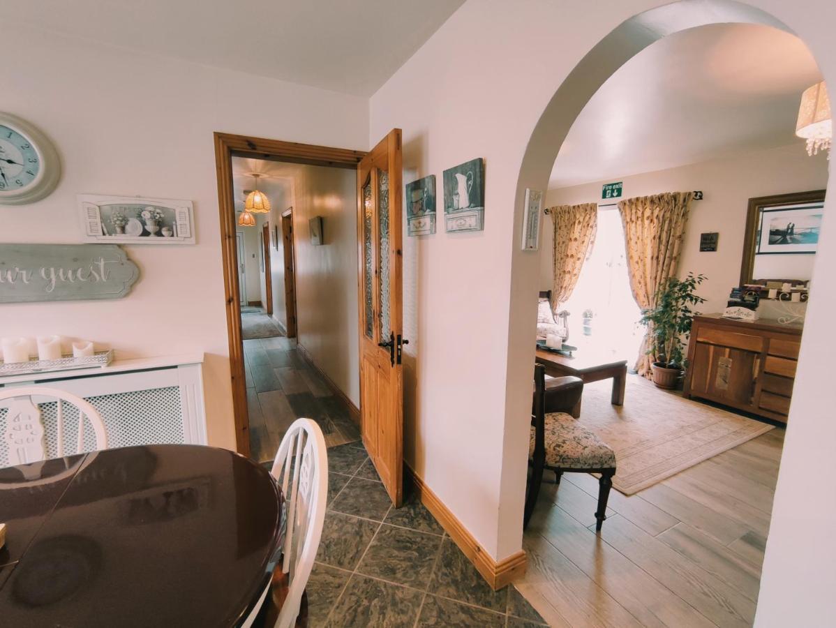 Tower View Lodge Ennis Esterno foto