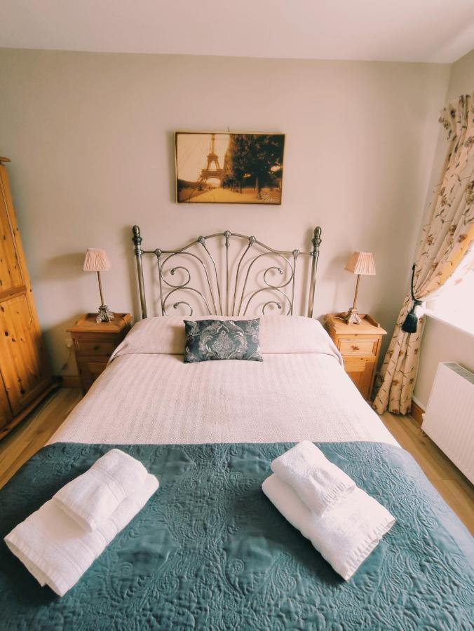 Tower View Lodge Ennis Esterno foto